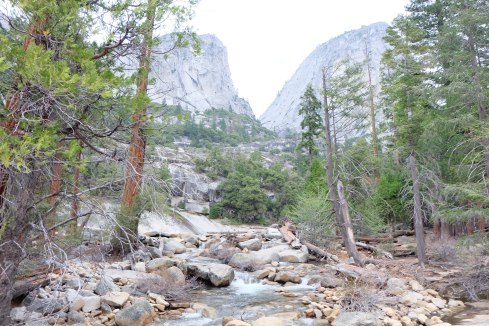 mist-trail-yosemite